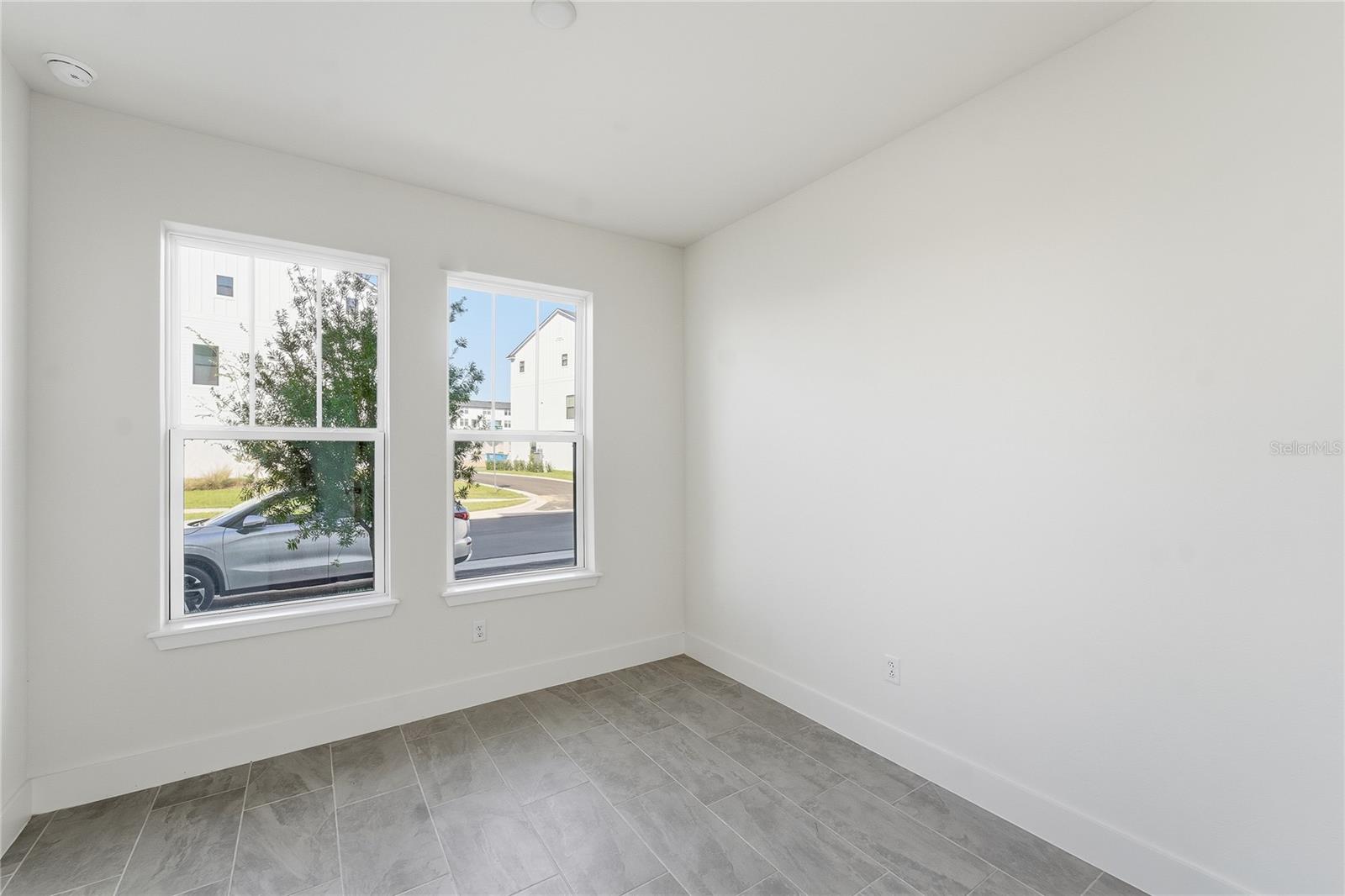 PARKVIEW AT HAMLIN - Residential Lease