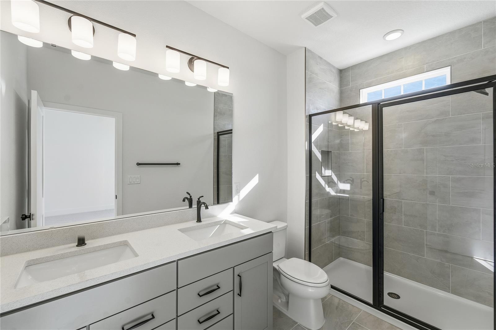 PARKVIEW AT HAMLIN - Residential Lease