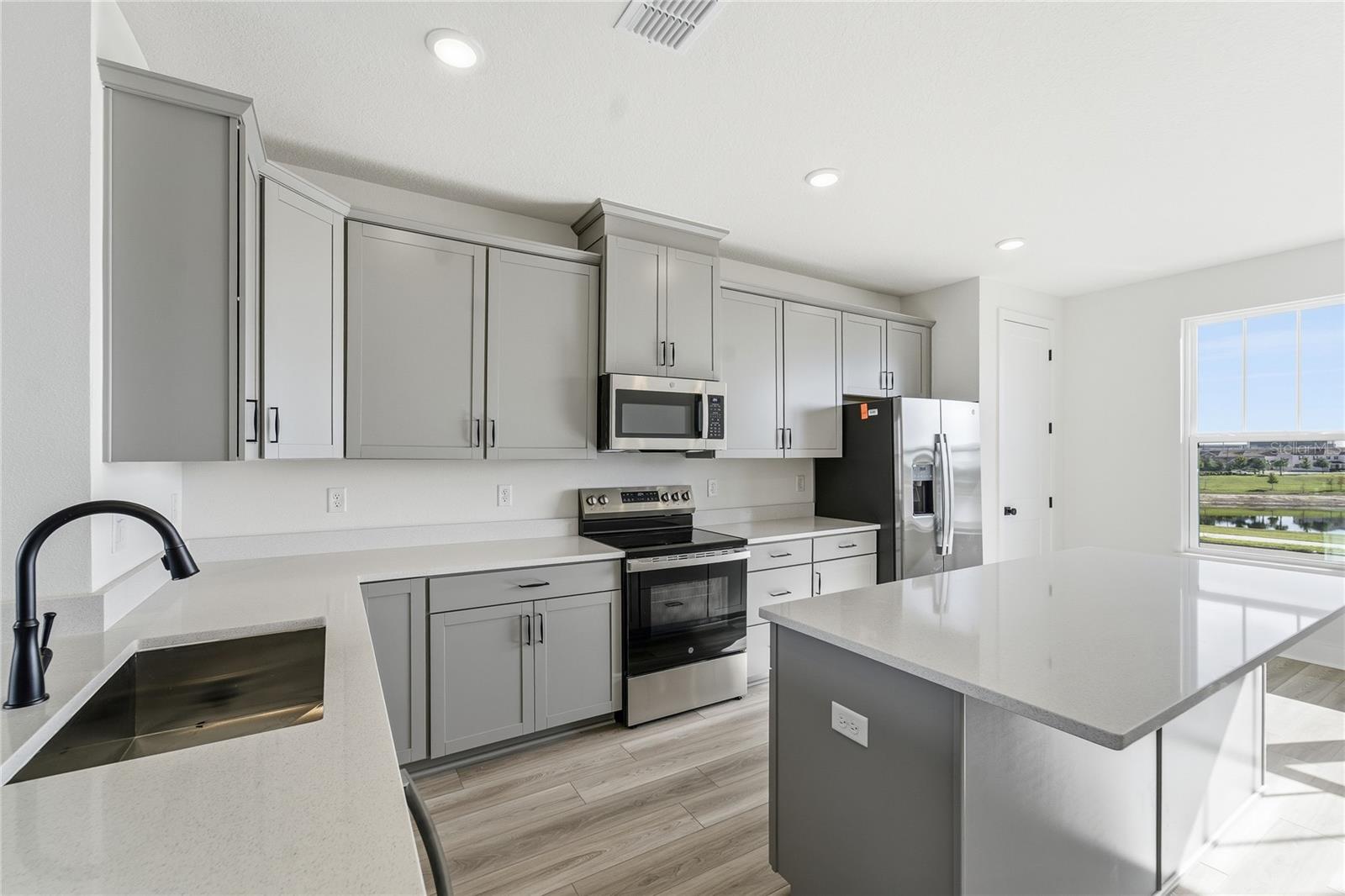 PARKVIEW AT HAMLIN - Residential Lease