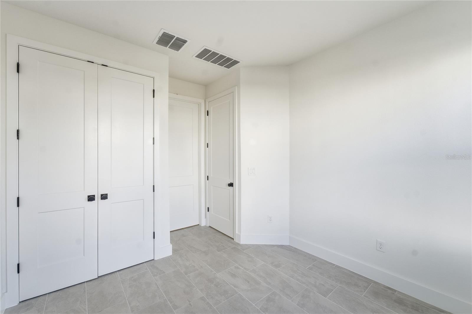 PARKVIEW AT HAMLIN - Residential Lease