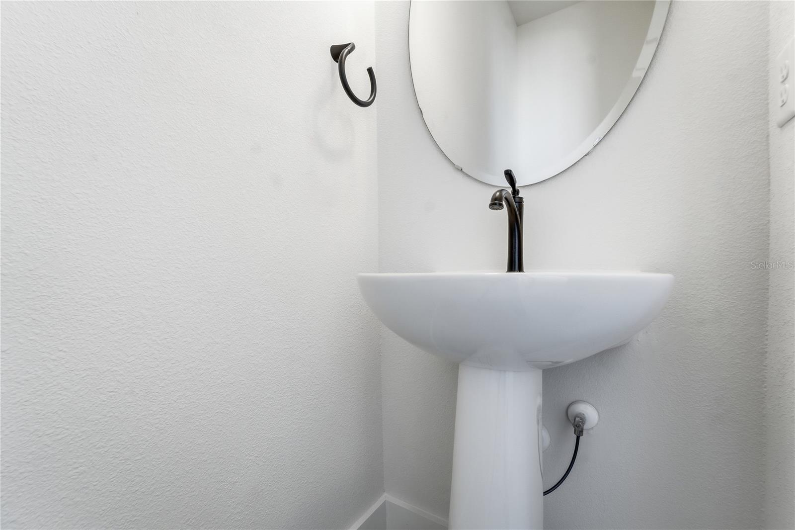 PARKVIEW AT HAMLIN - Residential Lease