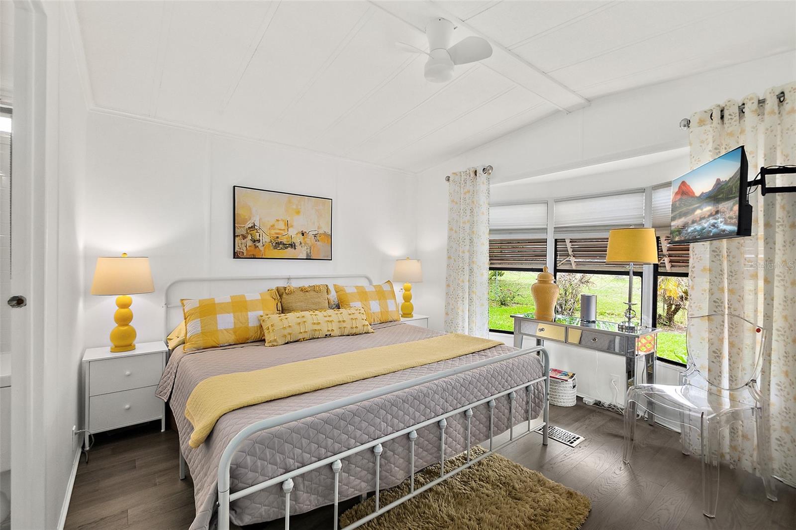 LAURELWOOD MOBILE ESTATES UNIT 01 - Residential