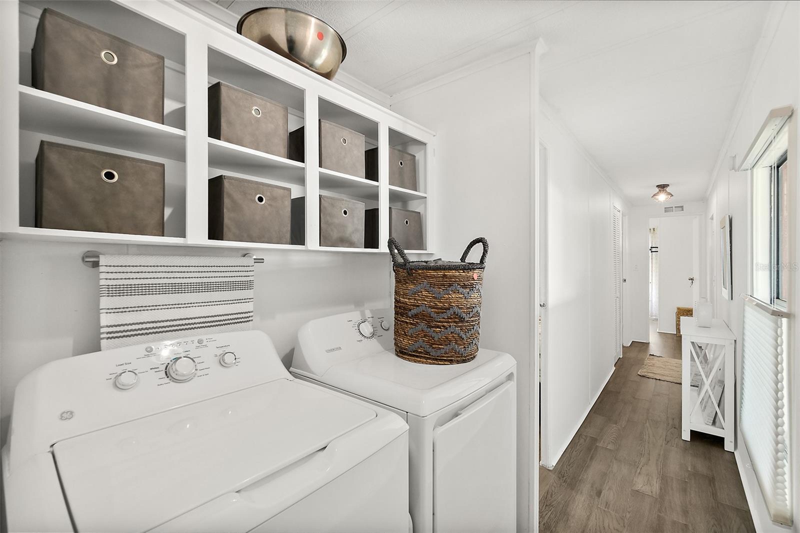 LAURELWOOD MOBILE ESTATES UNIT 01 - Residential