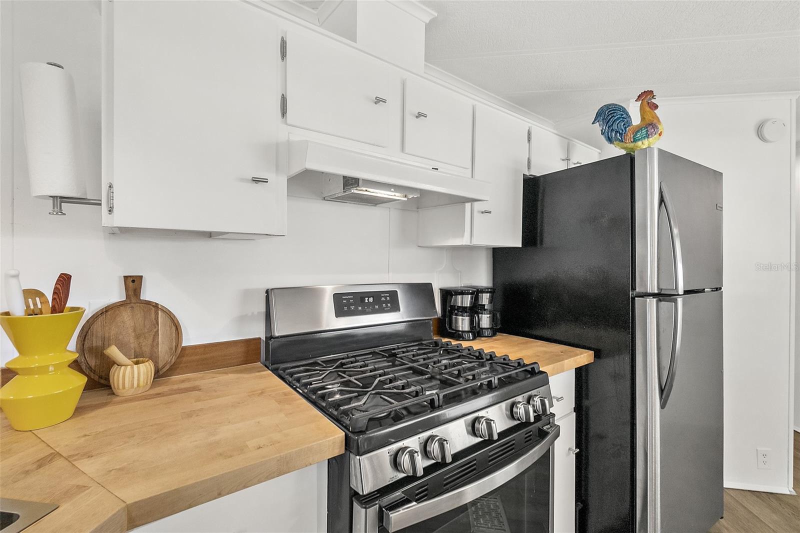 LAURELWOOD MOBILE ESTATES UNIT 01 - Residential