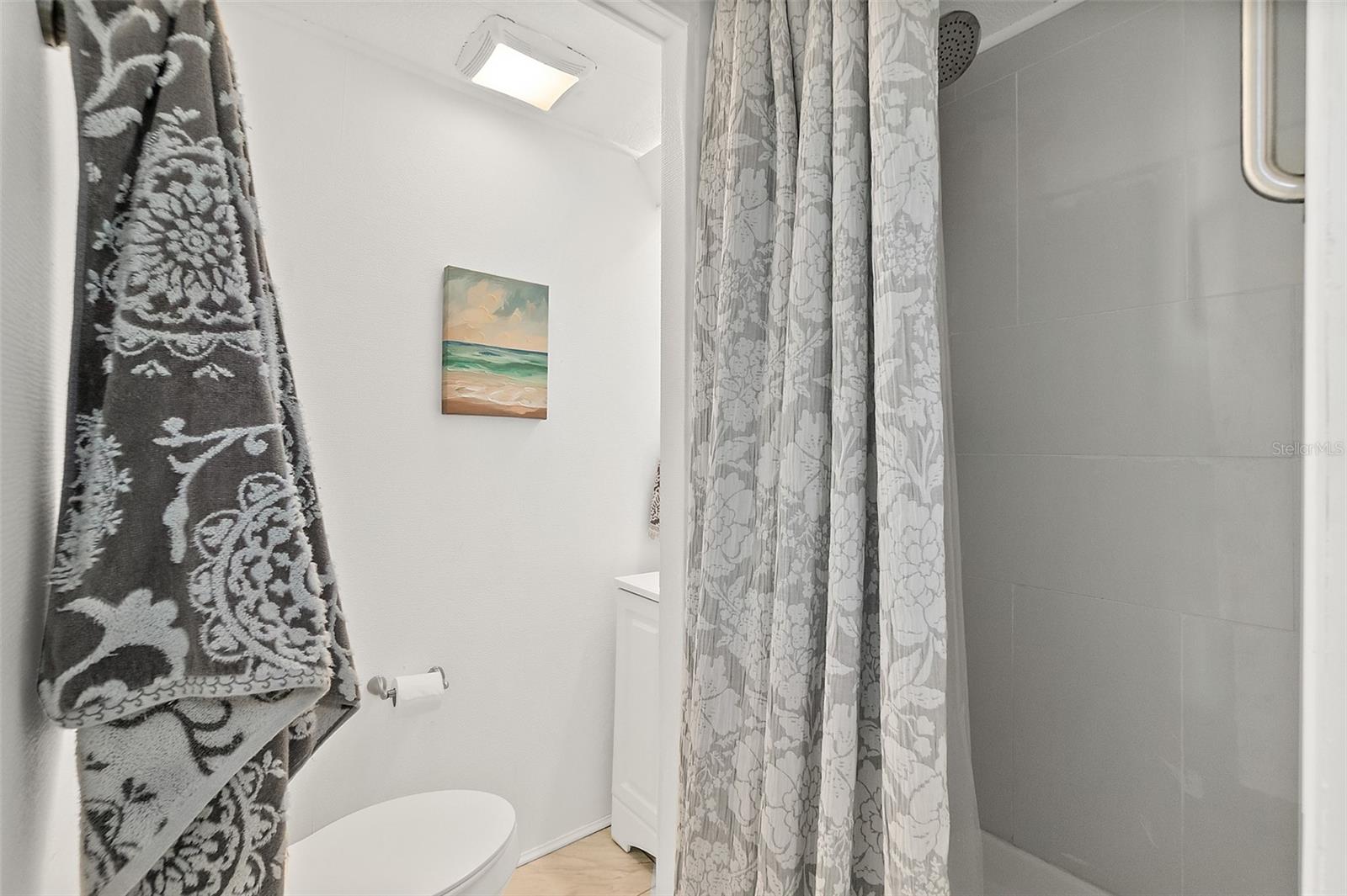 LAURELWOOD MOBILE ESTATES UNIT 01 - Residential