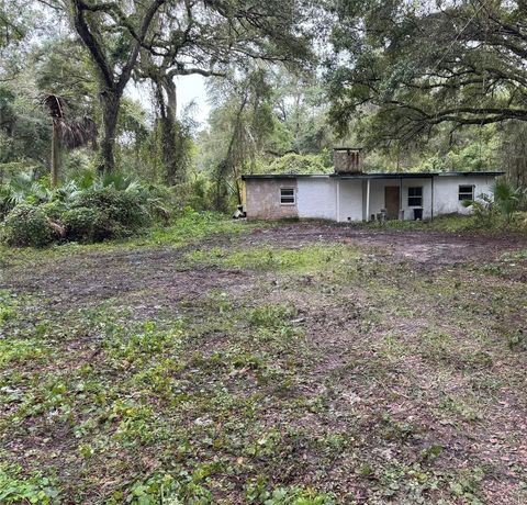 A home in BUSHNELL