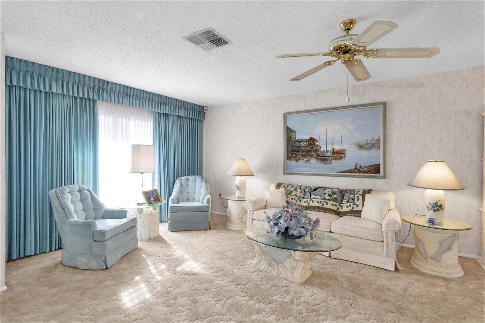 TIMBER OAKS - Residential