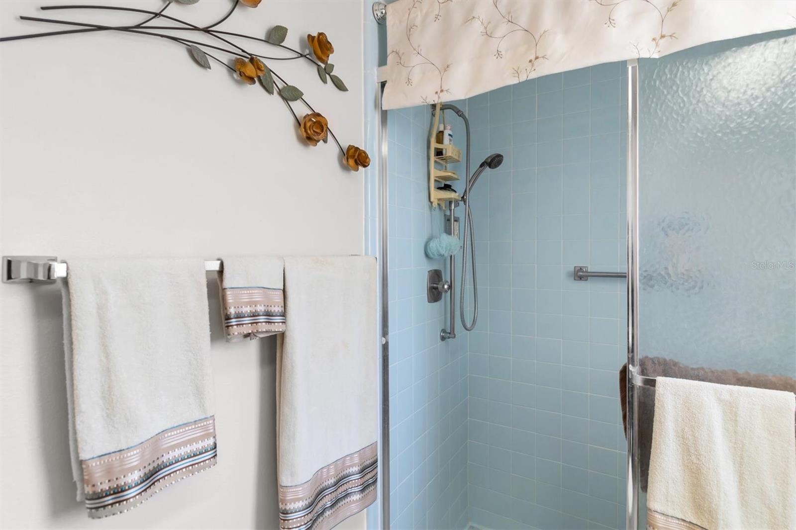 TIMBER OAKS - Residential