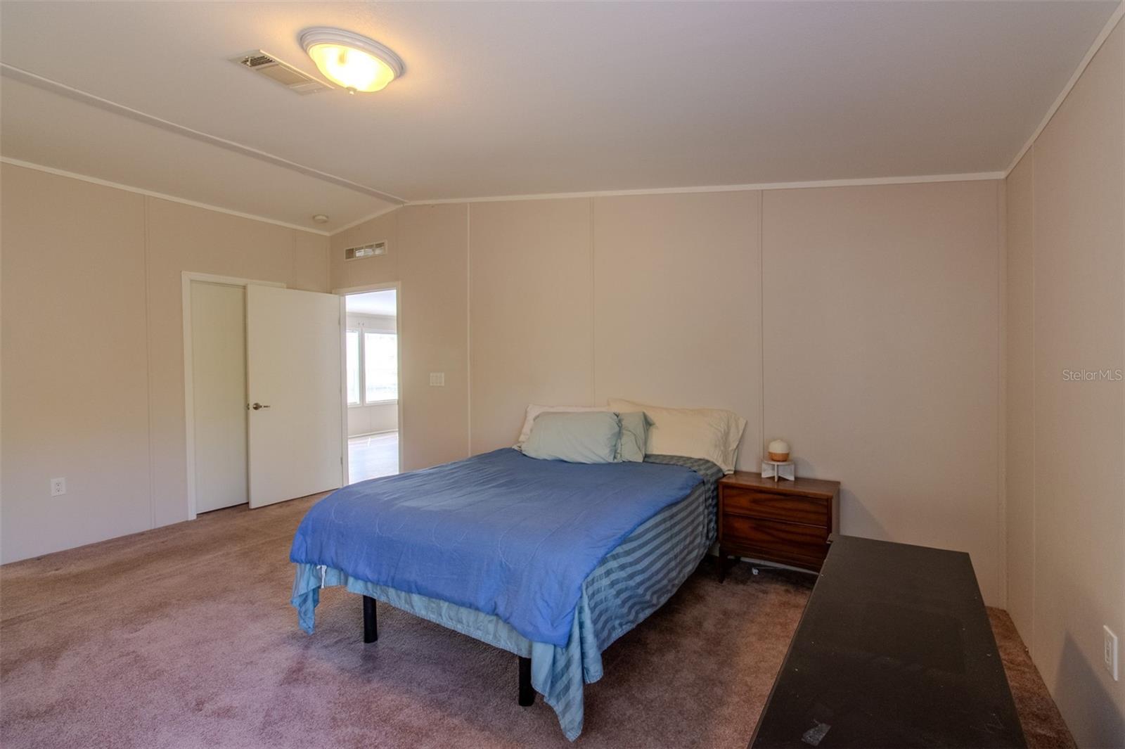 HORSE COUNTRY MDWS - Residential