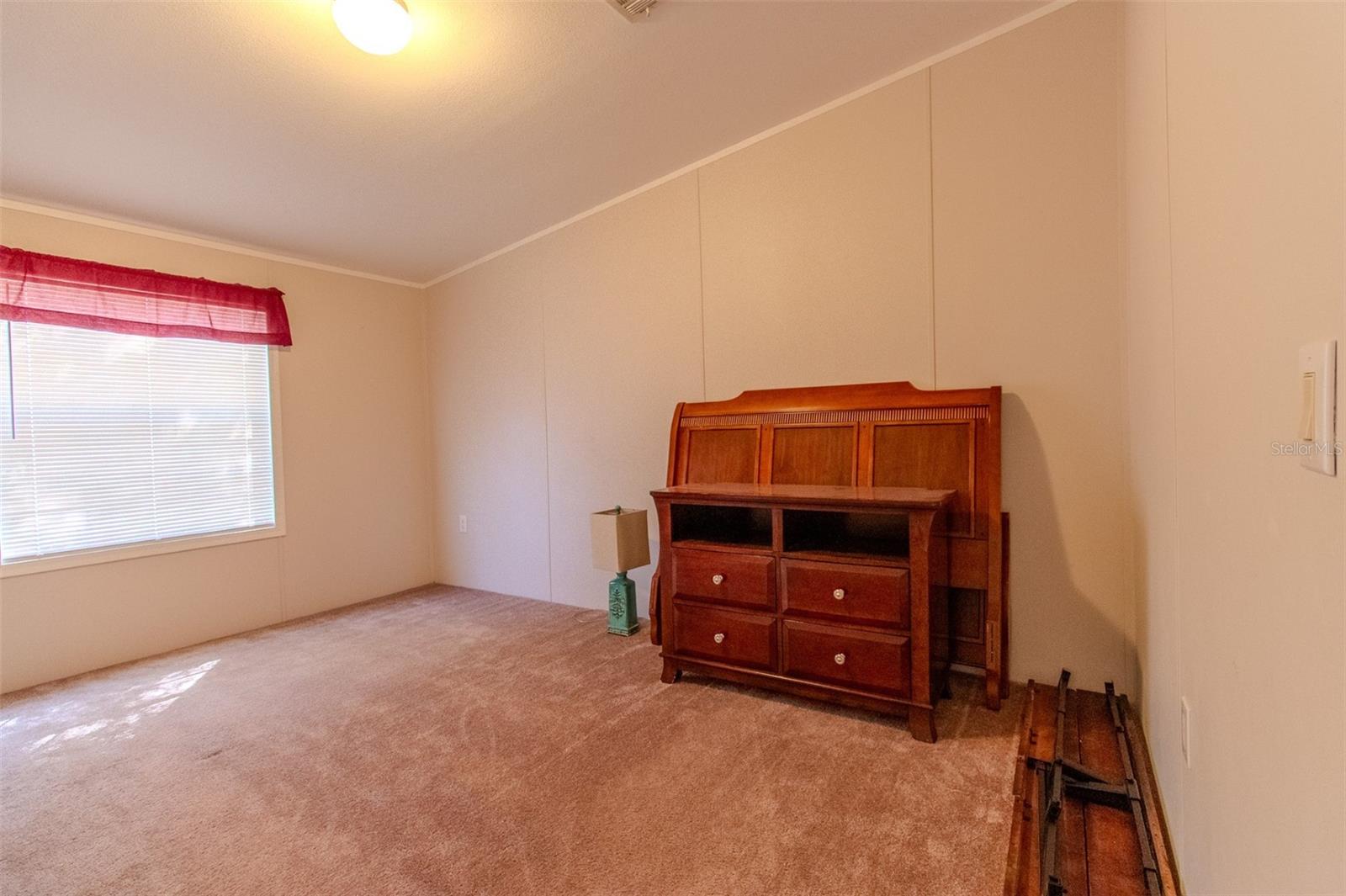 HORSE COUNTRY MDWS - Residential