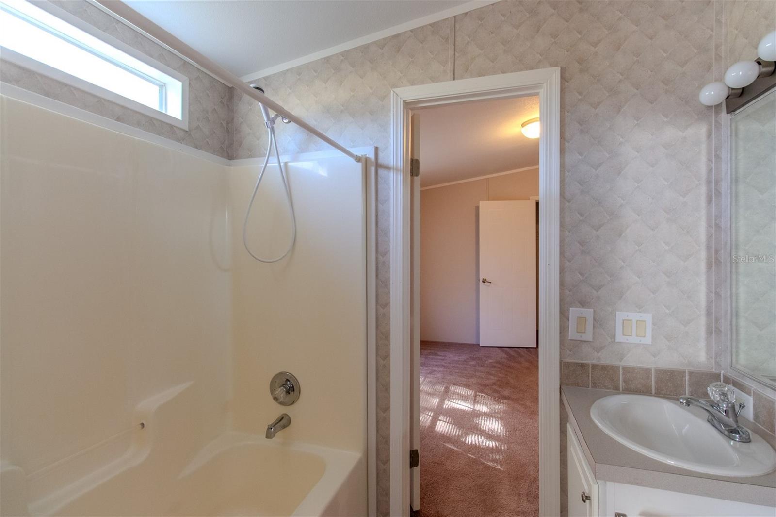 HORSE COUNTRY MDWS - Residential