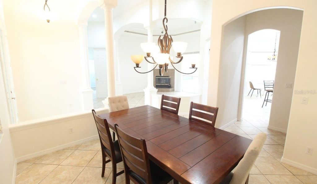 Photo of 5522 Eastwind Drive, Sarasota, FL 34233 (MLS # A4689679)