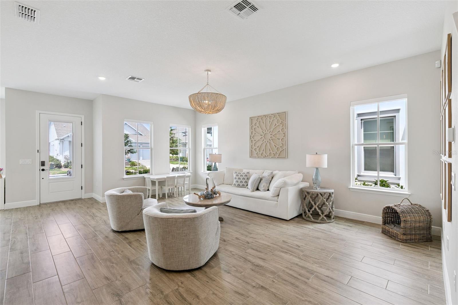 LAUREATE PARK PRCL N-3 PH 1 - Residential Lease