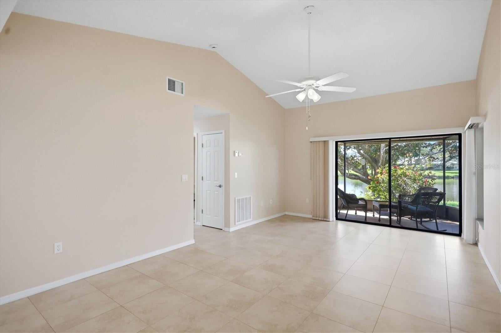 214 SOUTHAMPTON DRIVE 327
