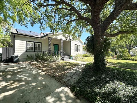 Photo of 3025 W North A Street, Tampa, FL 33609 (MLS # O6403859)