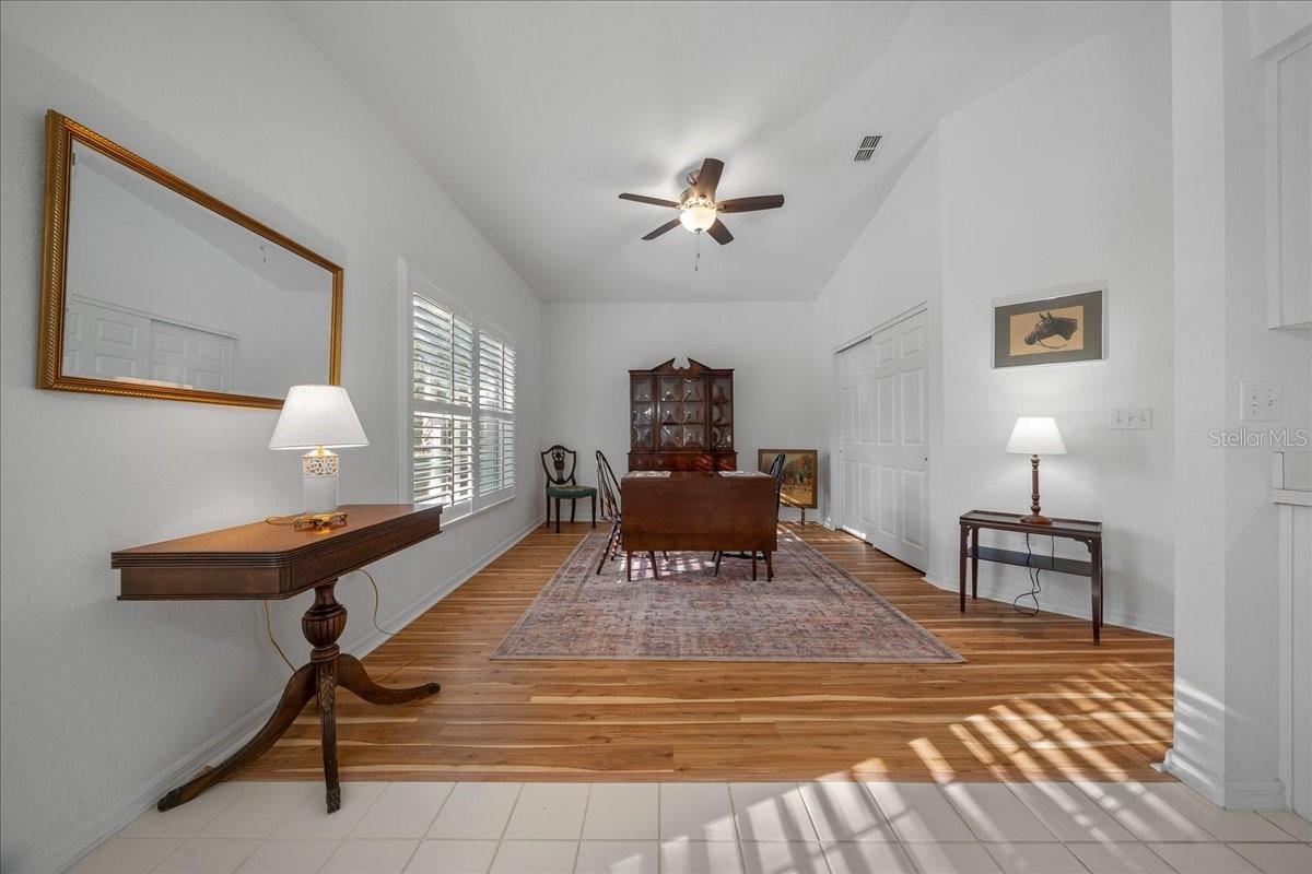 OAK RUN PARK VIEW - Residential