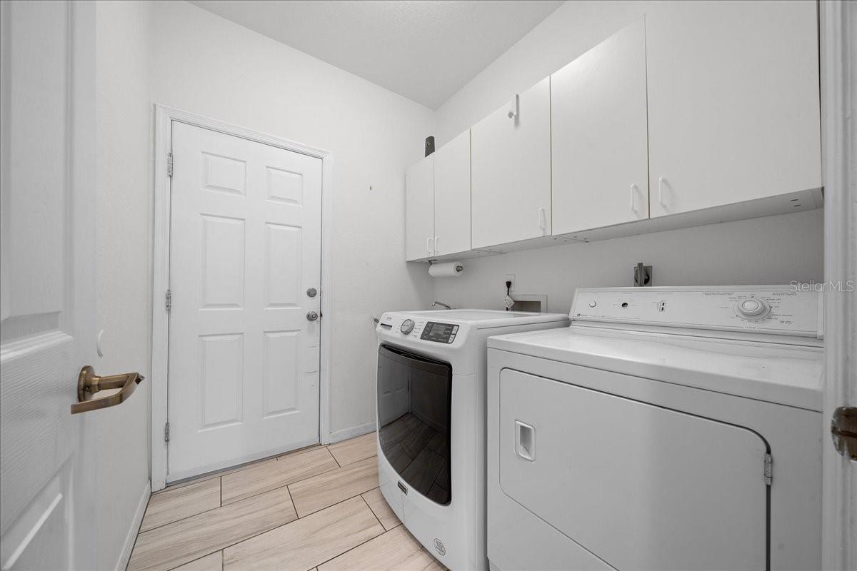 OAK RUN PARK VIEW - Residential