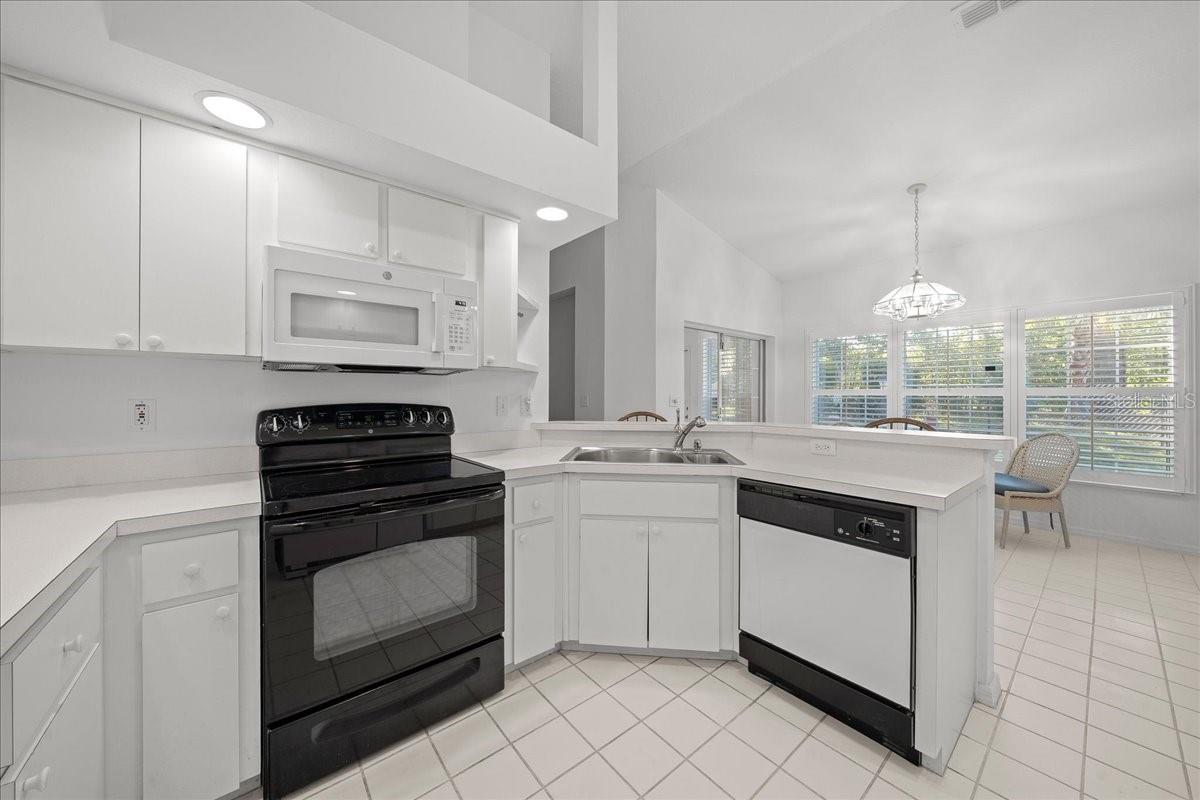 OAK RUN PARK VIEW - Residential