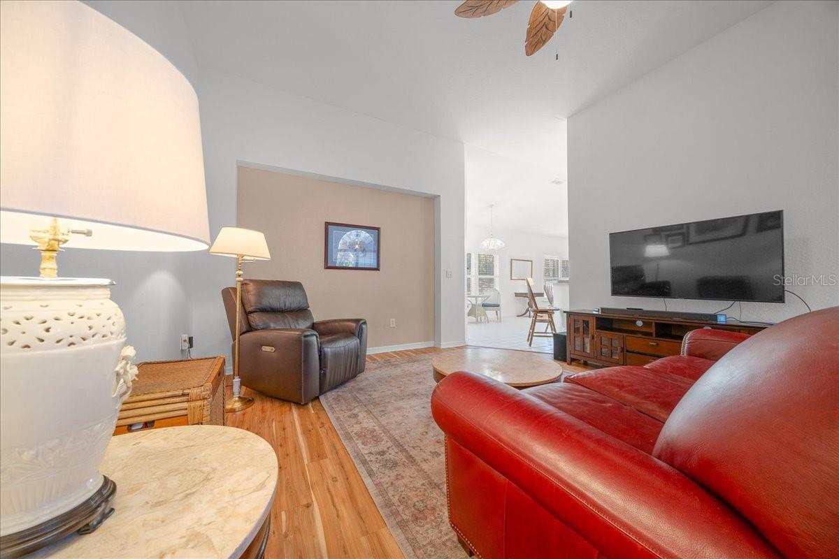 OAK RUN PARK VIEW - Residential