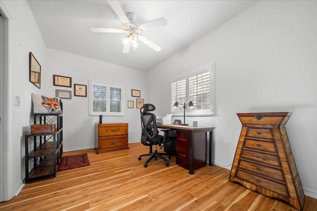 OAK RUN PARK VIEW - Residential