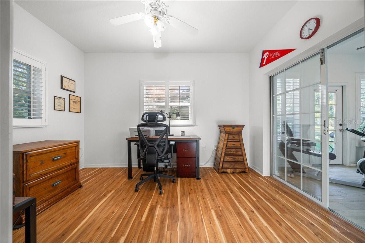 OAK RUN PARK VIEW - Residential