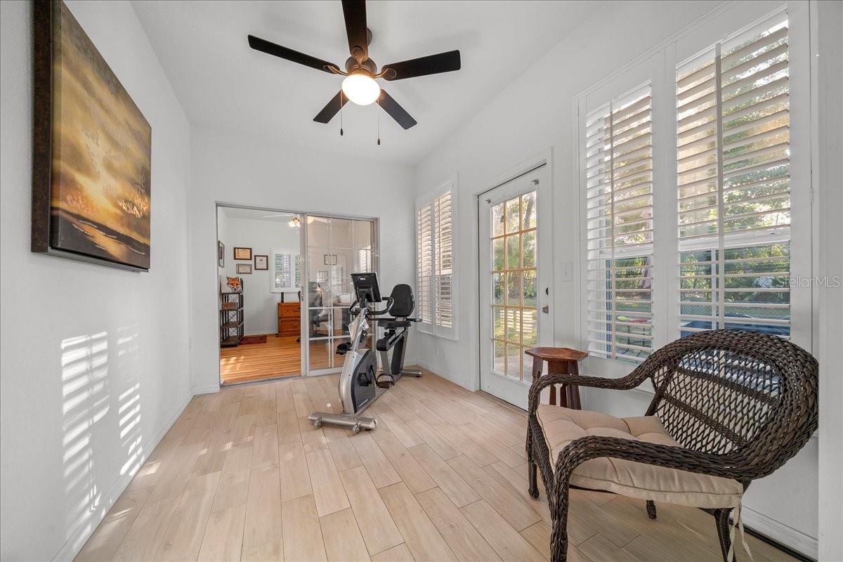 OAK RUN PARK VIEW - Residential