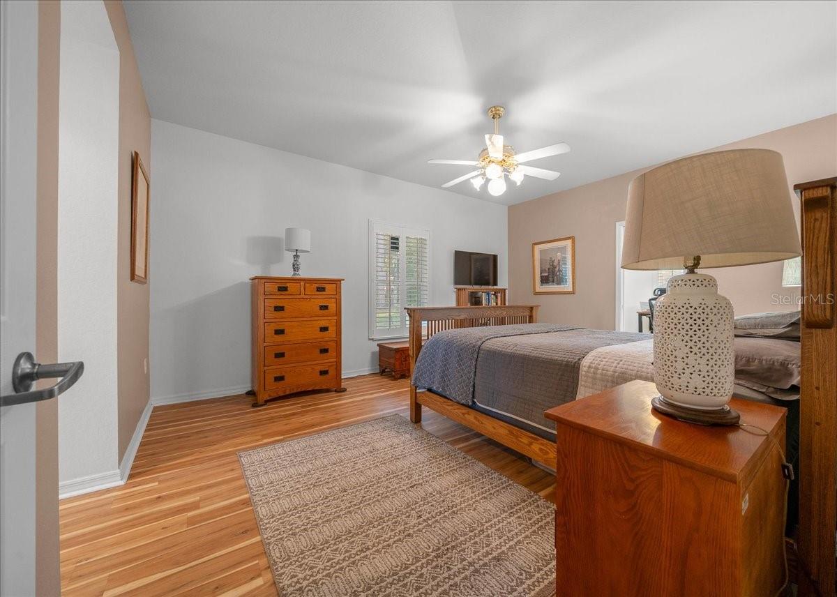 OAK RUN PARK VIEW - Residential