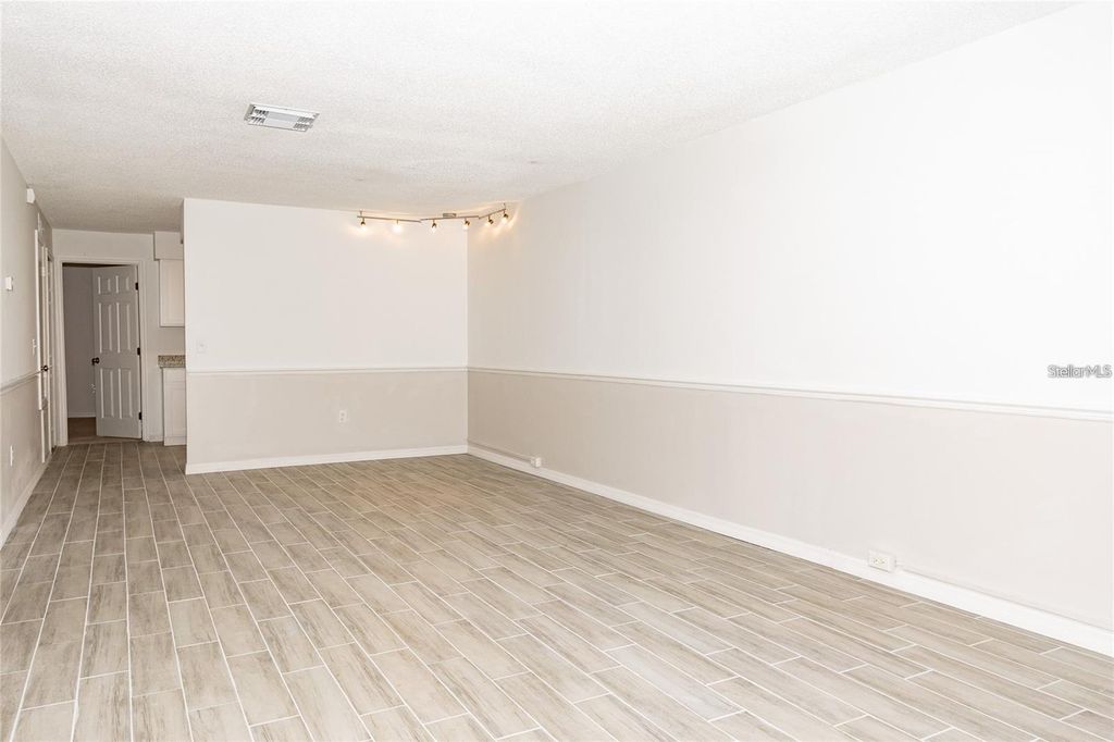 Photo of 1267 Woodman Way, Orlando, FL 32818 (MLS # O6401272)