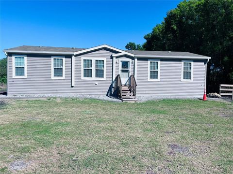 Tiny photo for 48 County Road 48, Yalaha, FL 34797 (MLS # G5110530)