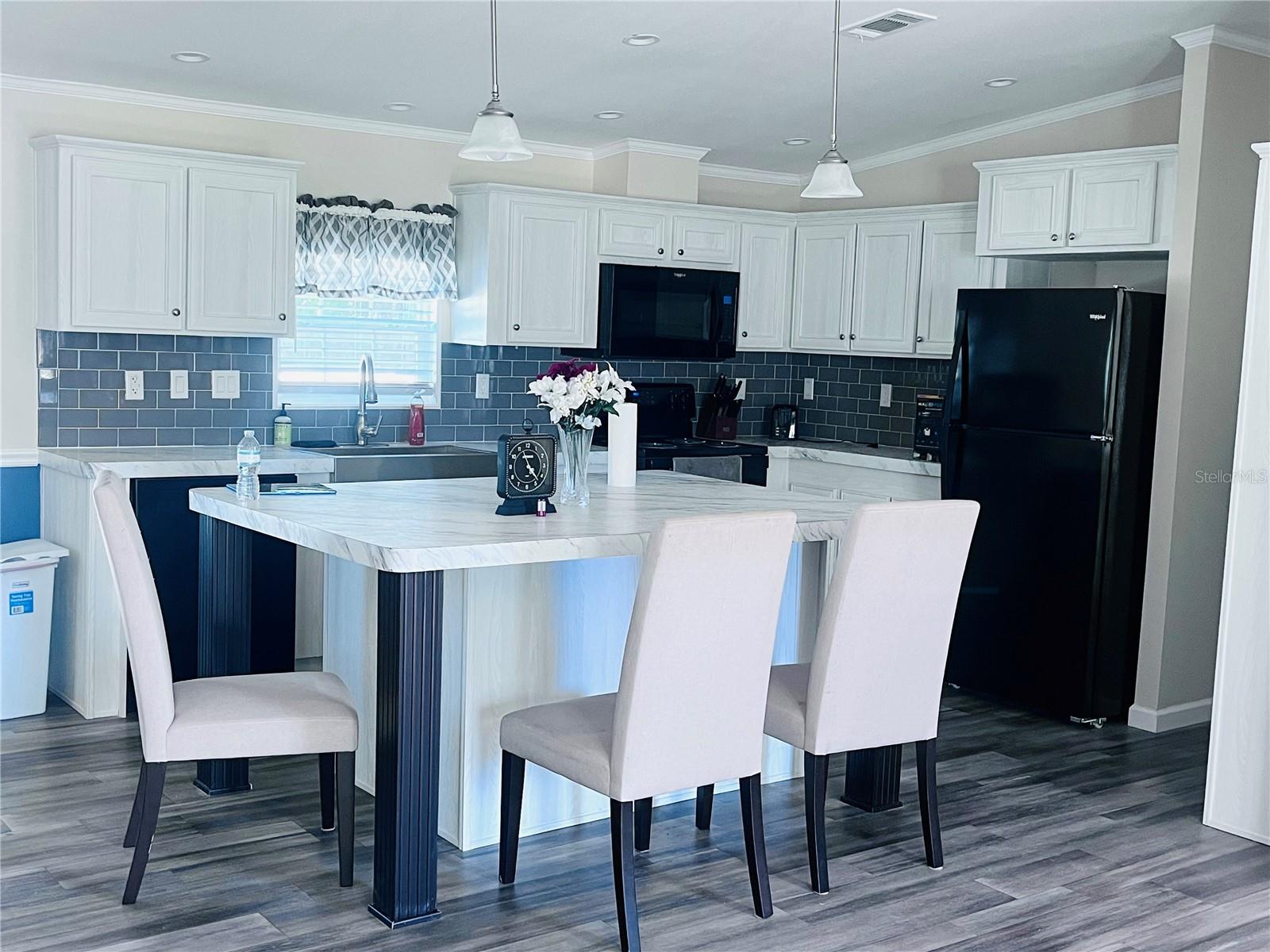 SPGS BATH & YACHT CLUB - Residential Lease