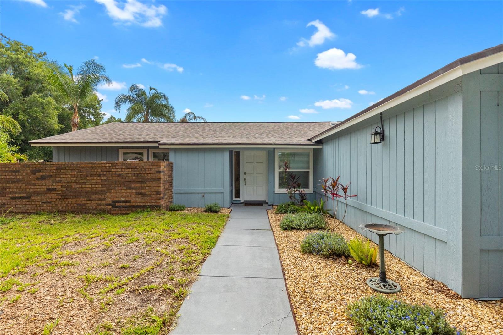15917 COUNTRY FARM PLACE