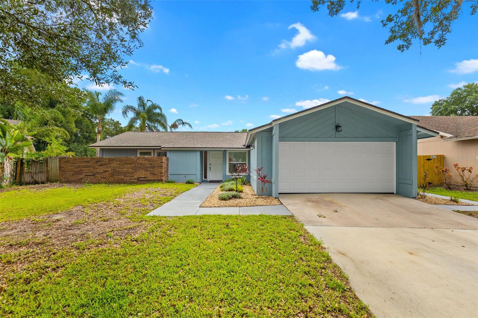 15917 COUNTRY FARM PLACE