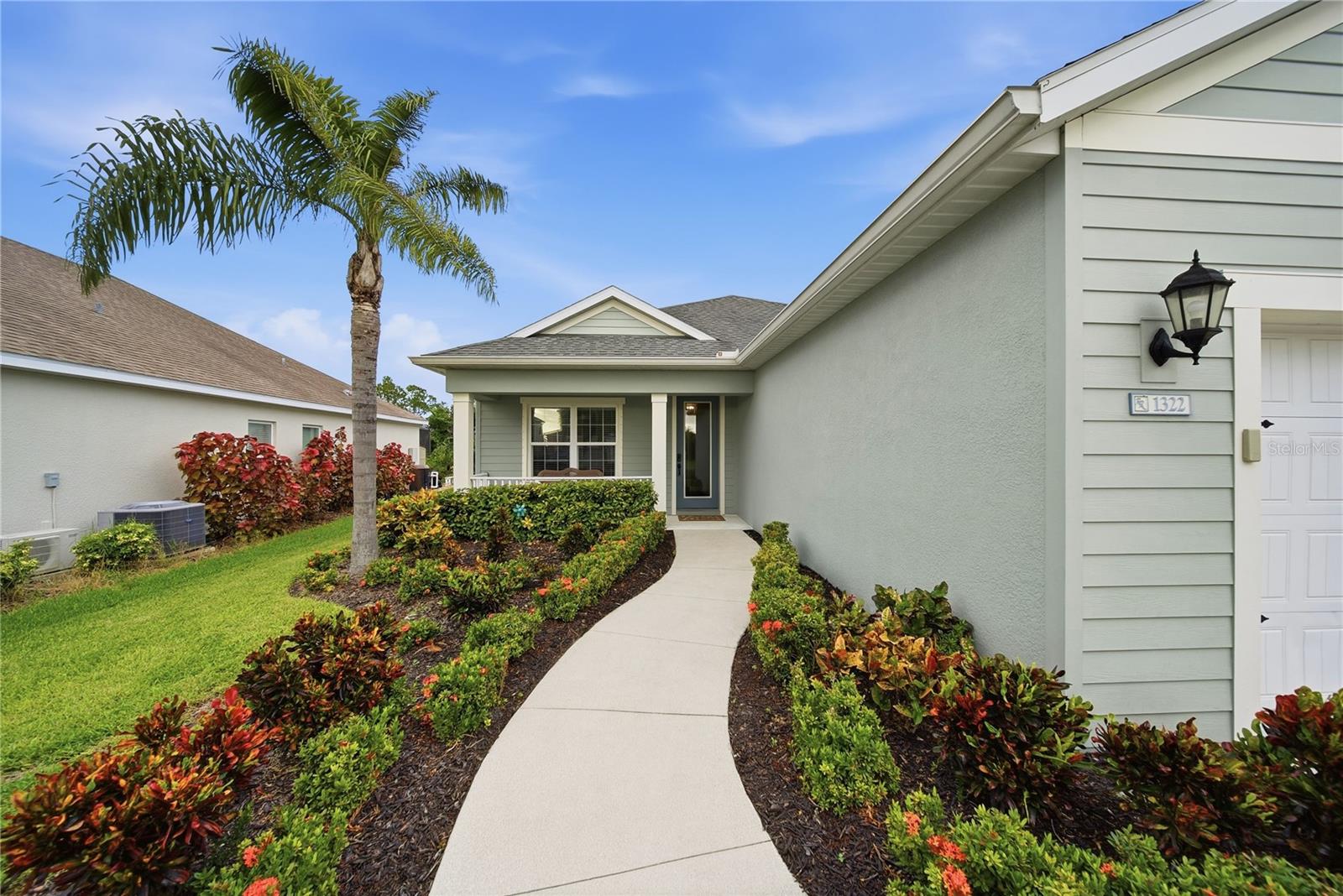 1322 THORNBURY DRIVE
