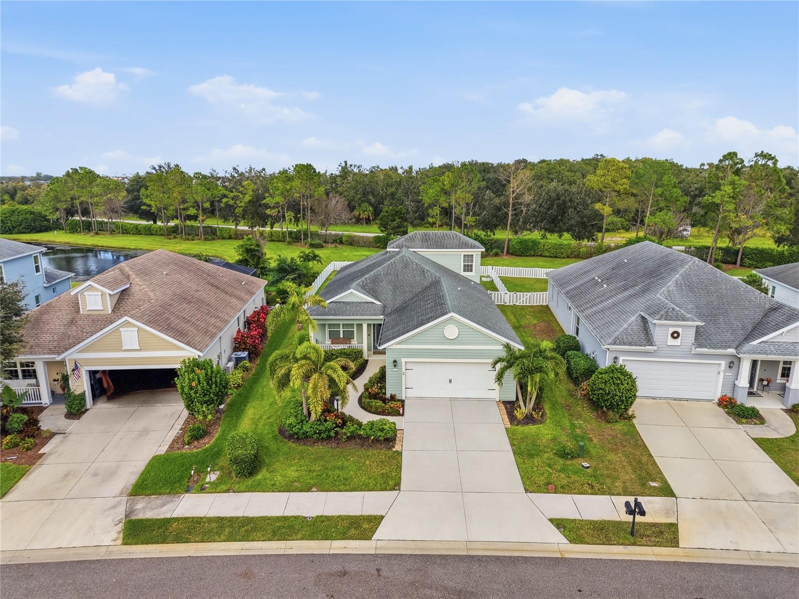 1322 THORNBURY DRIVE