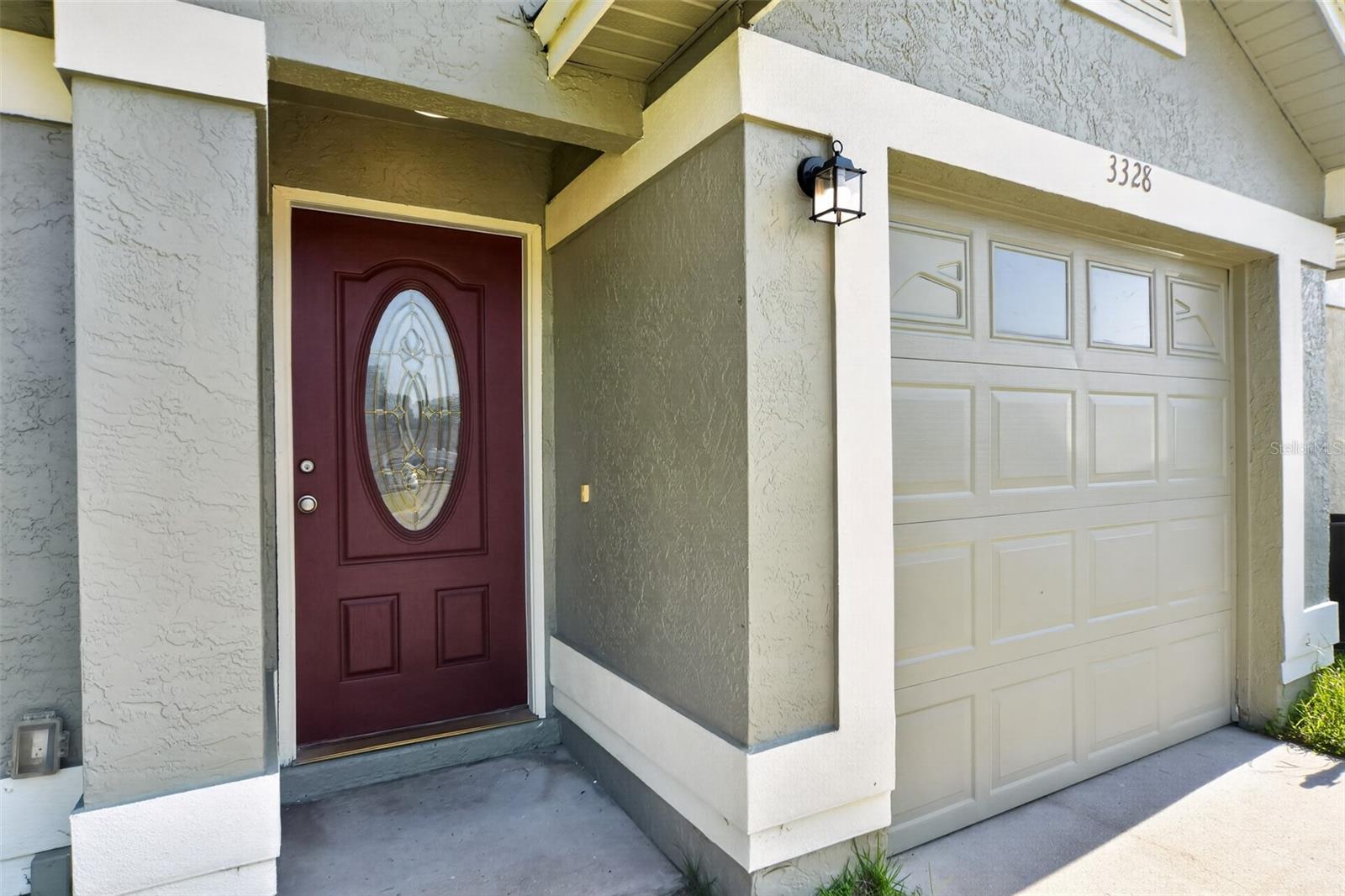 3328 HAMLET LOOP