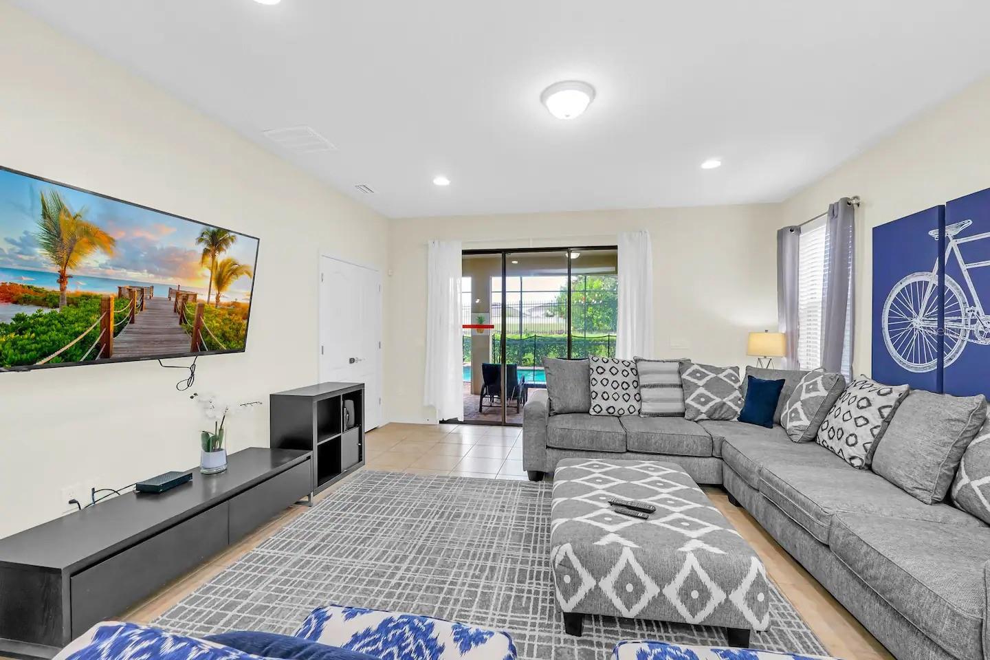 WINDSOR AT WESTSIDE PH 1 - Residential Lease