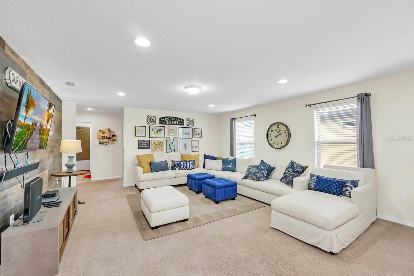 WINDSOR AT WESTSIDE PH 1 - Residential Lease