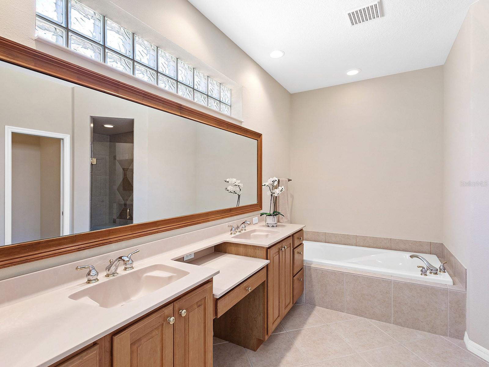 WILLOWBEND PH 4 - Residential