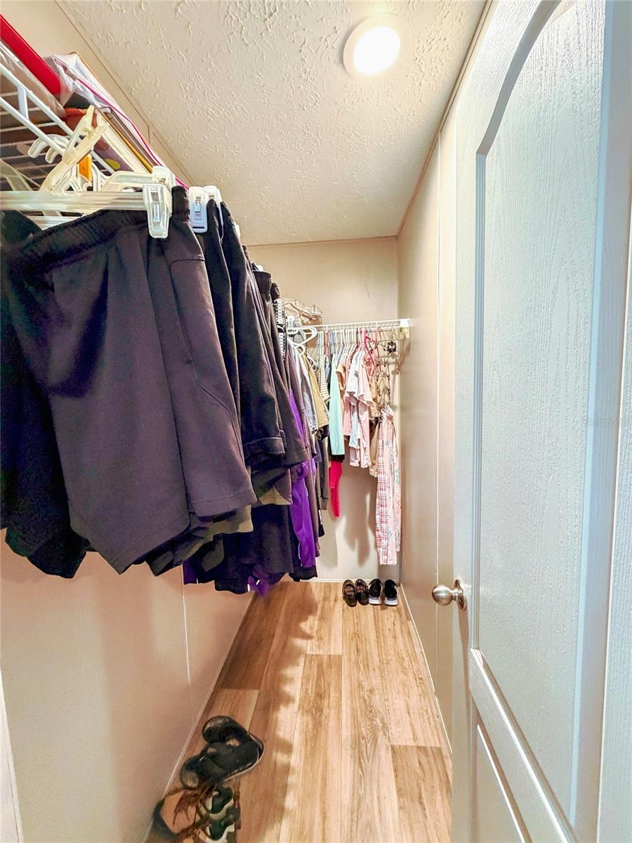 FLORIDA HLNDS - Residential