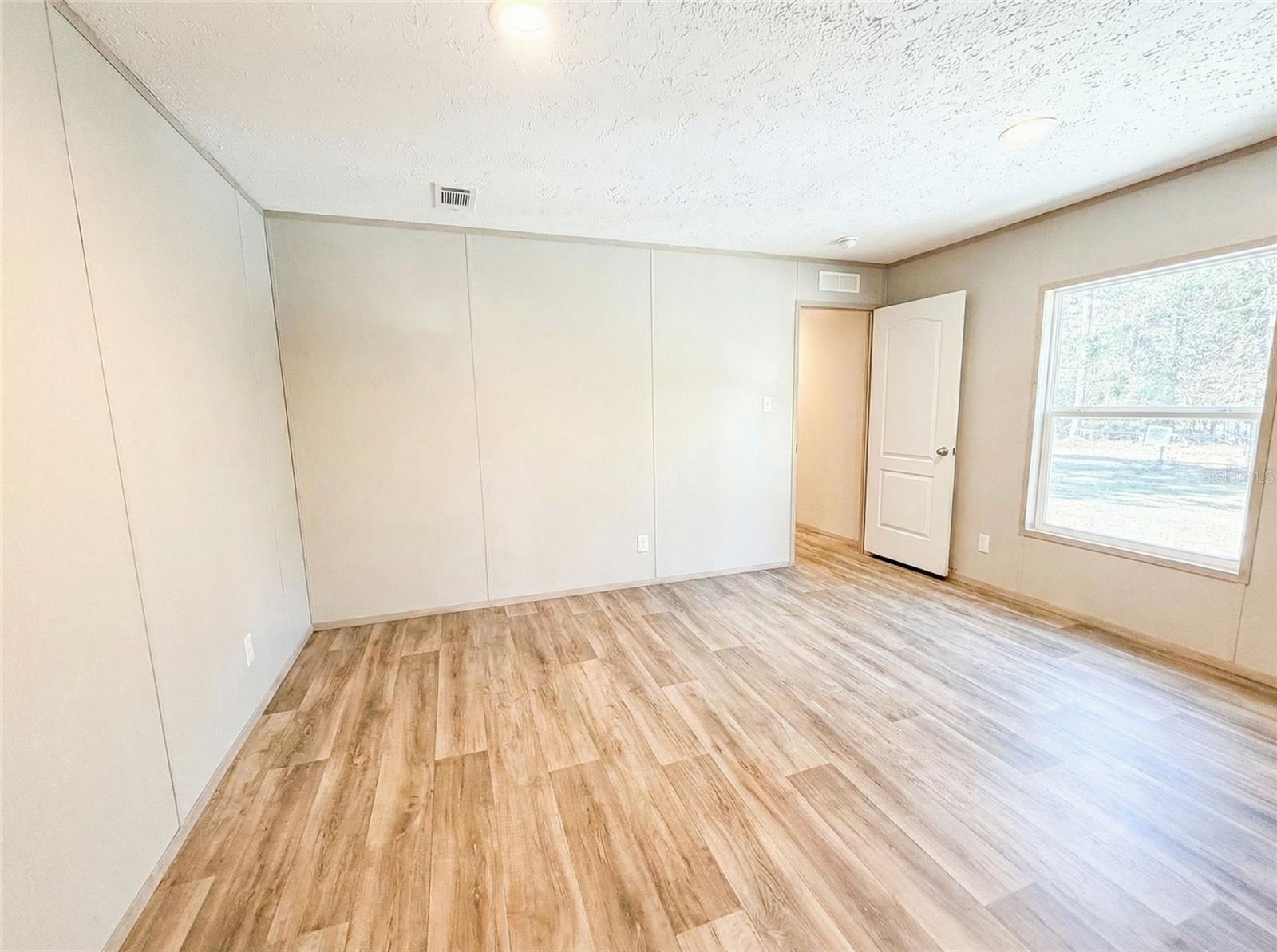 FLORIDA HLNDS - Residential