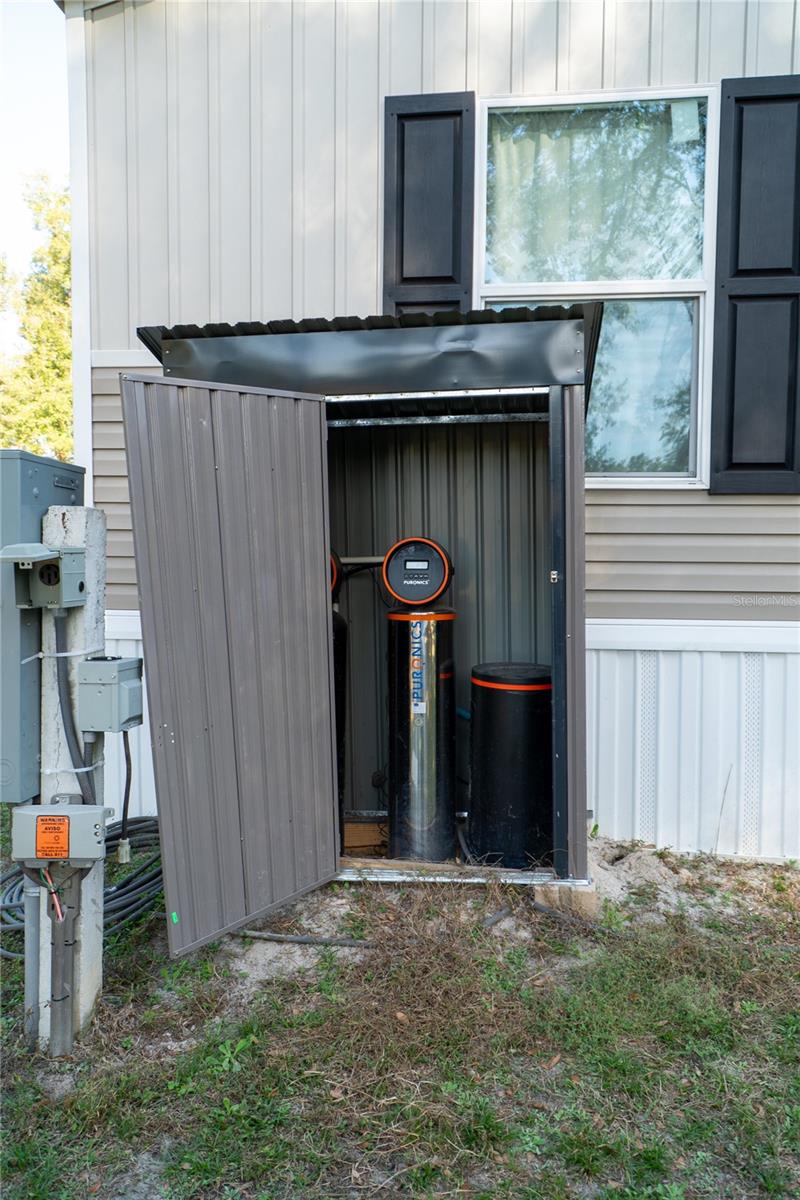 FLORIDA HLNDS - Residential