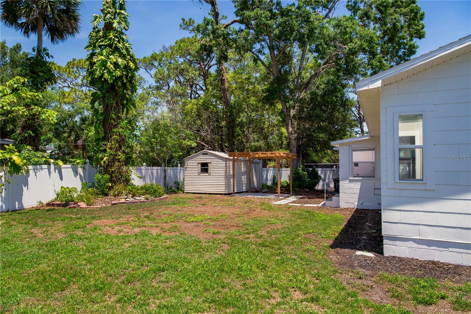 GLEASONS ADDN TO TITUSVILLE - Residential