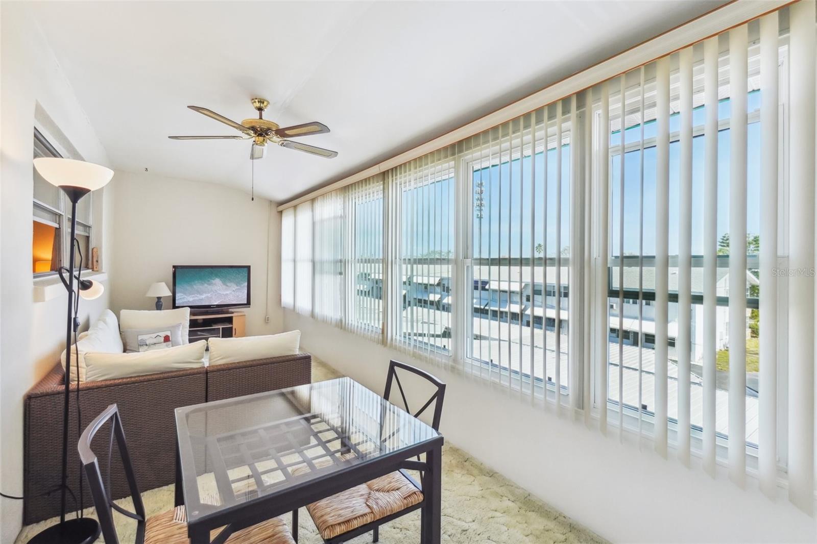 TOWN APTS CONDO - Residential