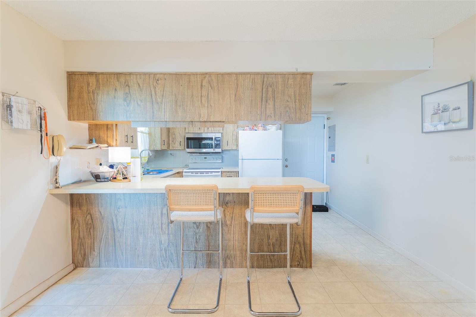 WEST CANNON TERRACE PB 66 PG 7 - Residential Income