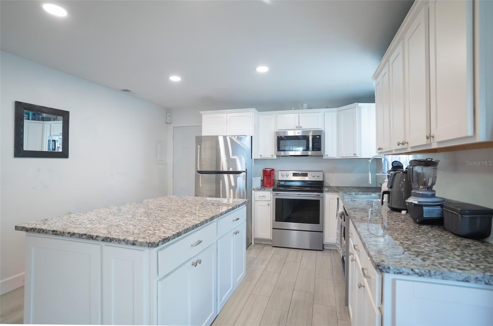 WEST CANNON TERRACE PB 66 PG 7 - Residential Income