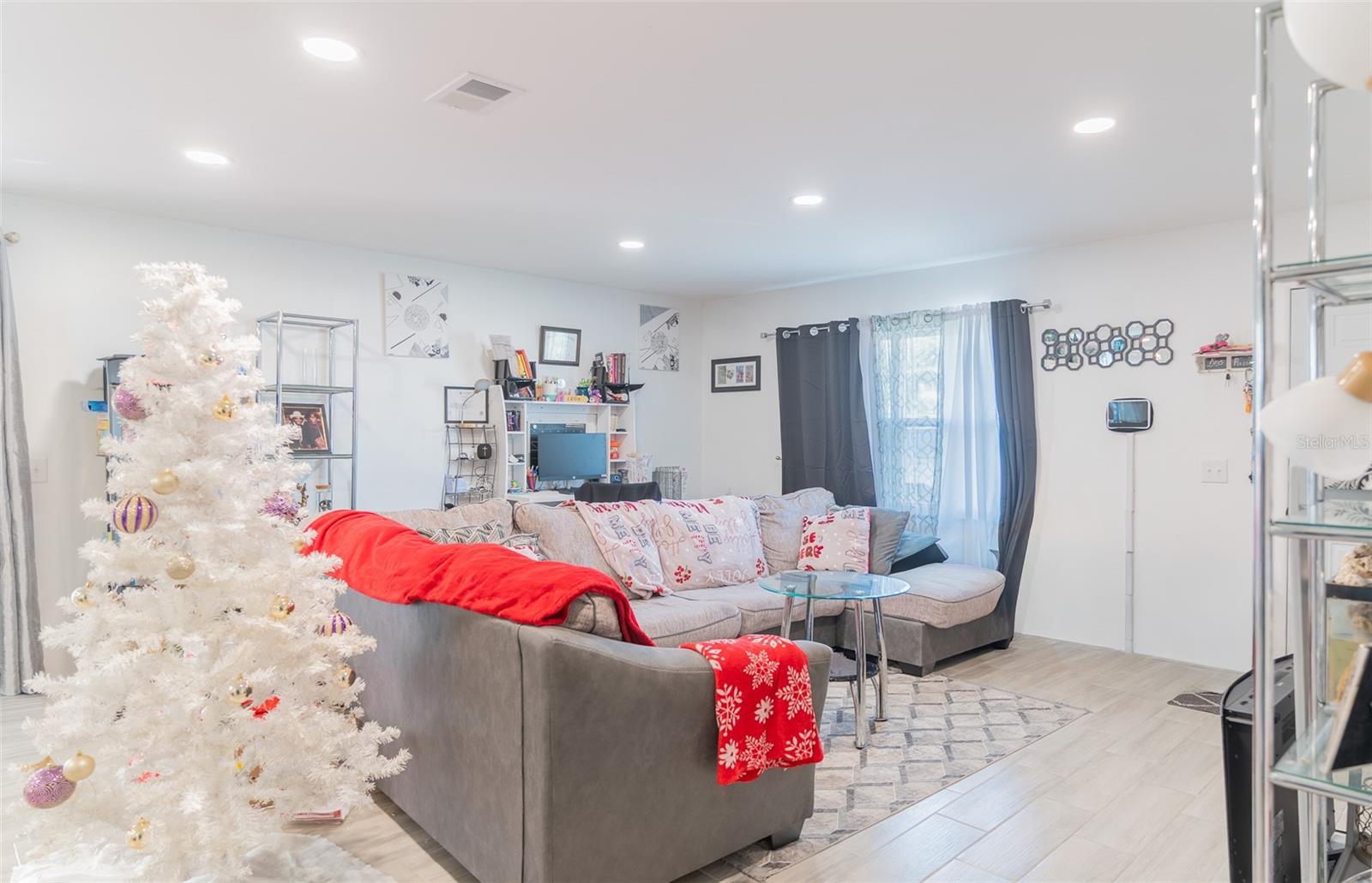 WEST CANNON TERRACE PB 66 PG 7 - Residential Income