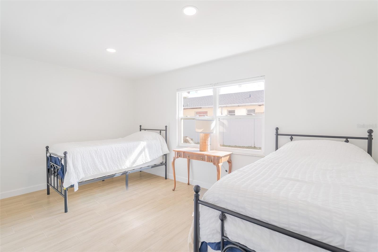 WEST CANNON TERRACE PB 66 PG 7 - Residential Income