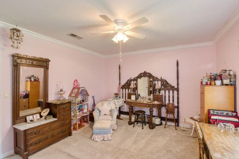 Tiny photo for 900 N Citrus Avenue, Howey In The Hills, FL 34737 (MLS # O6415895)
