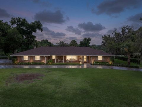 Tiny photo for 900 N Citrus Avenue, Howey In The Hills, FL 34737 (MLS # O6415895)
