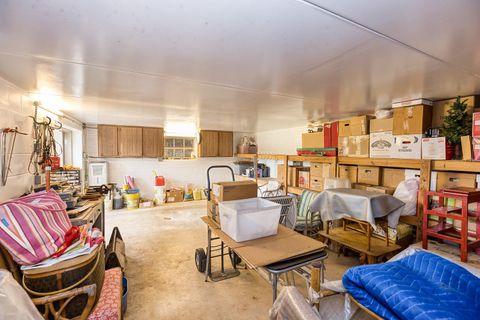 Tiny photo for 900 N Citrus Avenue, Howey In The Hills, FL 34737 (MLS # O6415895)